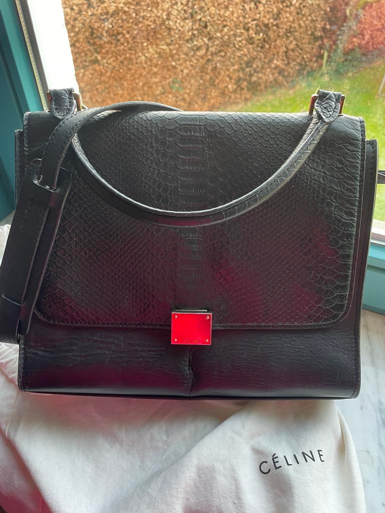 ZWARTE HANDTAS CELINE (ZIJKANTEN IN ECRU KLEUR), Handtassen en Accessoires, Tassen | Damestassen, Ophalen, Zo goed als nieuw, Handtas