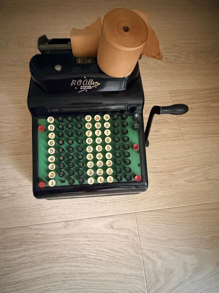 Retro type machine, Ophalen, Gebruikt