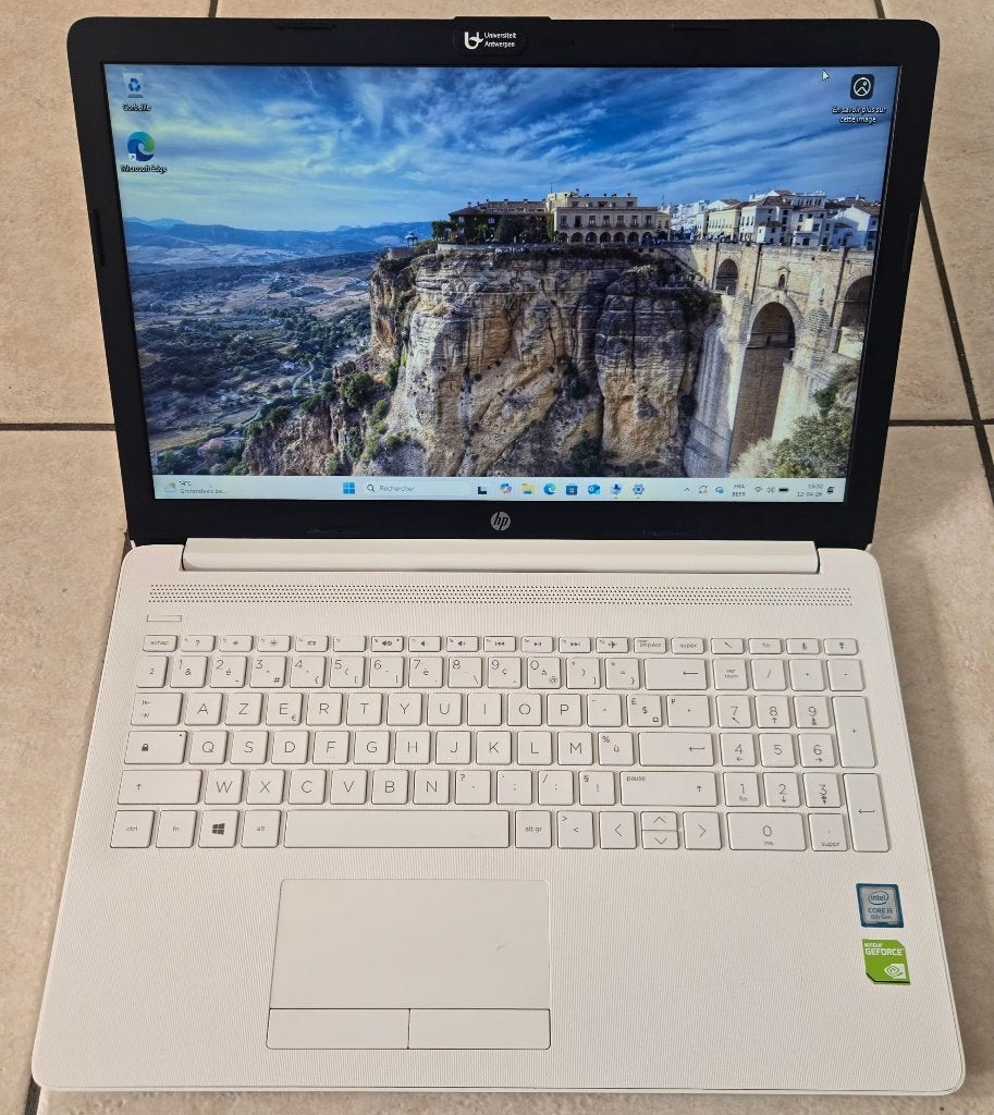 Ordinateur portable hp 15-da1008nf, Hp, 8 GB, Utilisé, HDD