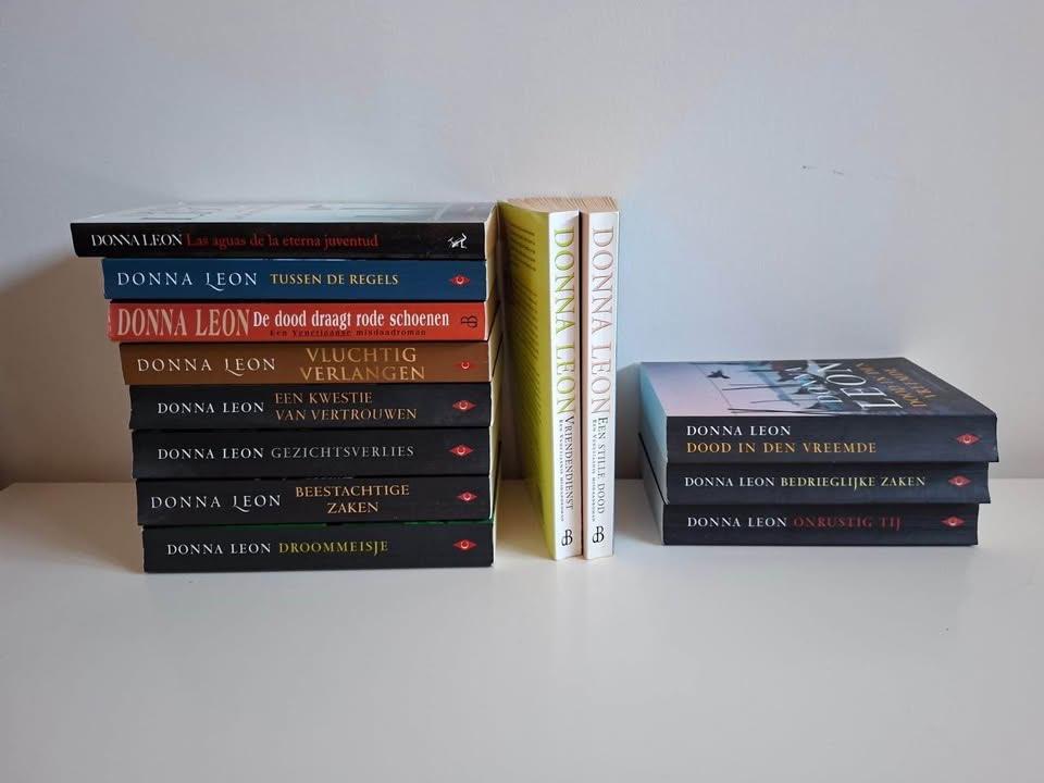 Boeken Donna Leon, Enlèvement, Comme neuf, Donna Leon, Belgique