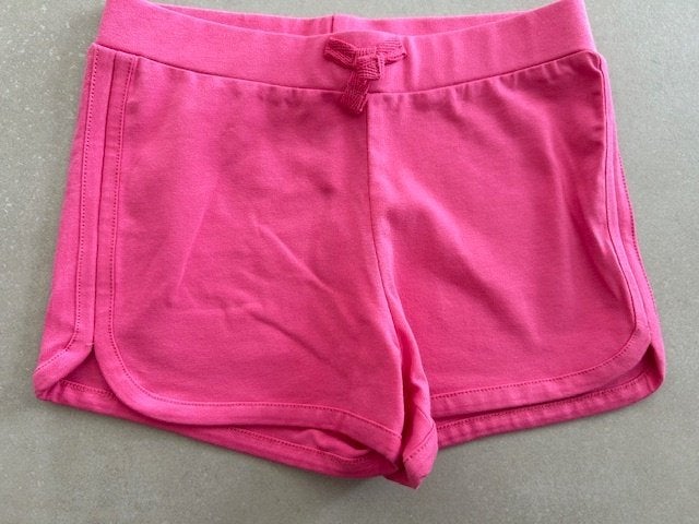 Short C&A maat 122 nieuw, Kinderen en Baby's, Kinderkleding | Maat 122, Broek, C&A, Meisje, Nieuw