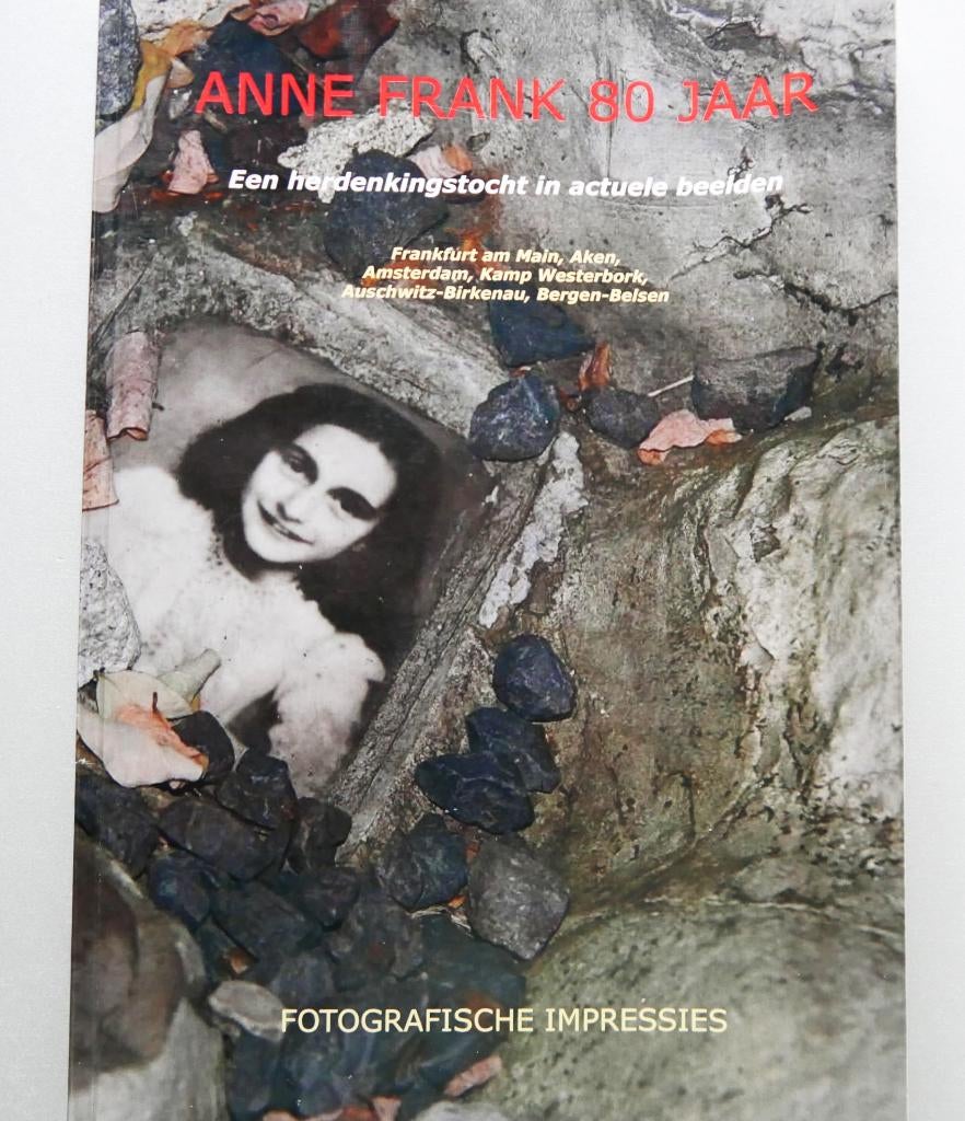 Anne Frank 80 jaar, Boeken, Ophalen of Verzenden, Zo goed als nieuw
