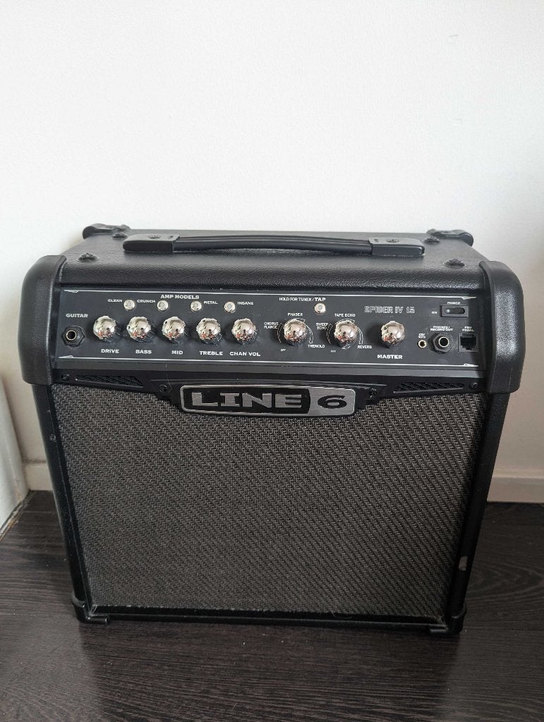Amplificateur guitare Line 6 Spider IV 15W, Musique & Instruments, Amplis | Basse & Guitare, Utilisé, Guitare, Moins de 50 watts