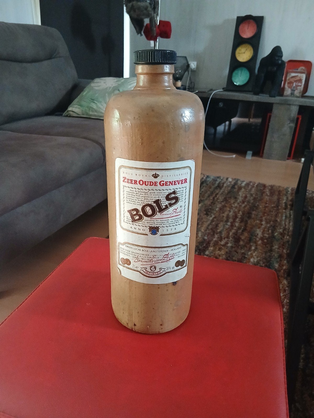 Jeneverfles bols, Ophalen