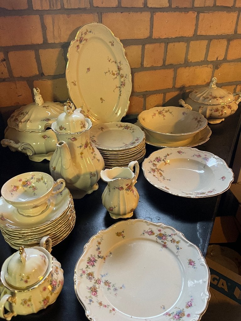 Vaisselle ancienne complète, Antiquités & Art, Enlèvement