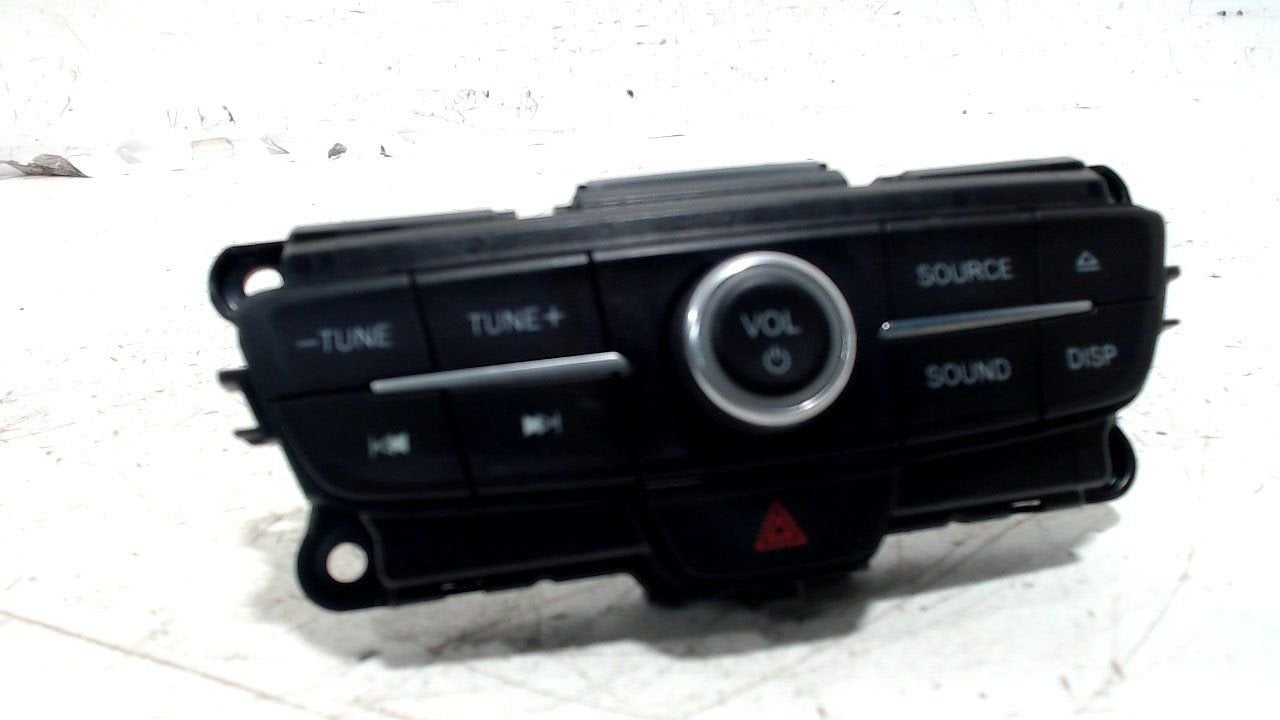 Radio bediening Ford Focus, Autos : Divers, Autoradios, Enlèvement ou Envoi, Van der Ven Autorecycling B.V., Onderdelen@venauto.nl