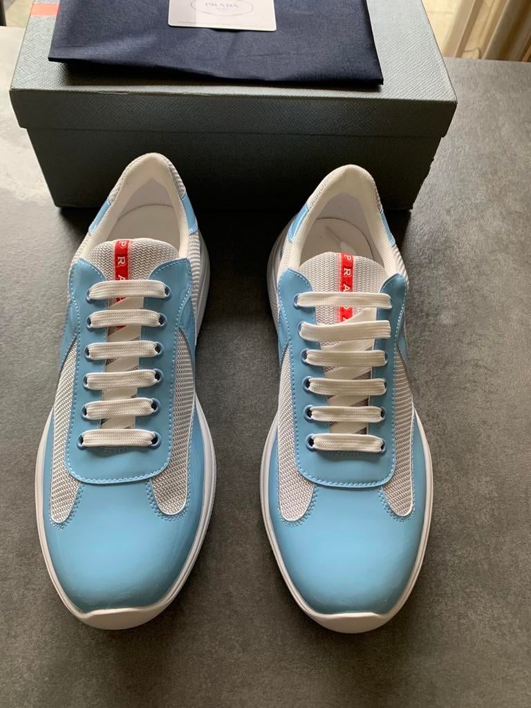 Licht blauwe prada cups, Kleding | Heren, Schoenen, Blauw, Ophalen of Verzenden, Gespschoenen, Zo goed als nieuw