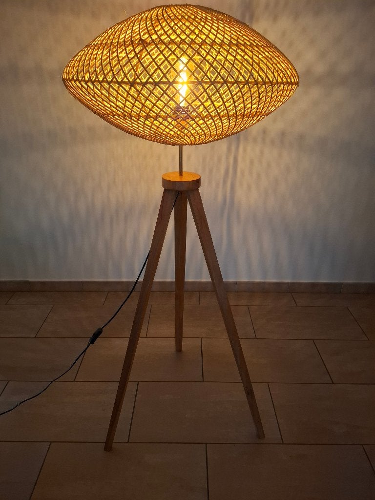 Houten driepoot vloerlamp met ronde lampenkap, Comme neuf, Landelijk, Enlèvement, E27 (grand)