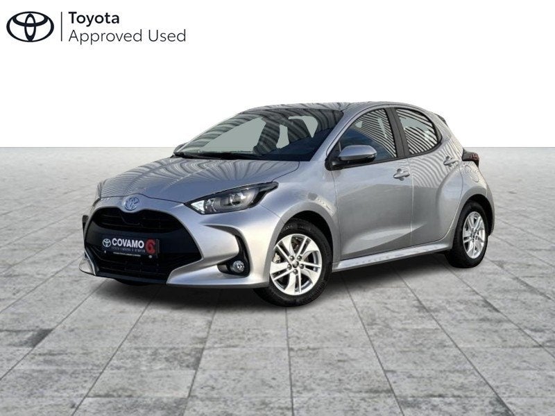 Toyota Yaris Dynamic / 7.000 KM !!!, Automaat, Start-stop-systeem, 1490 cc, Bedrijf