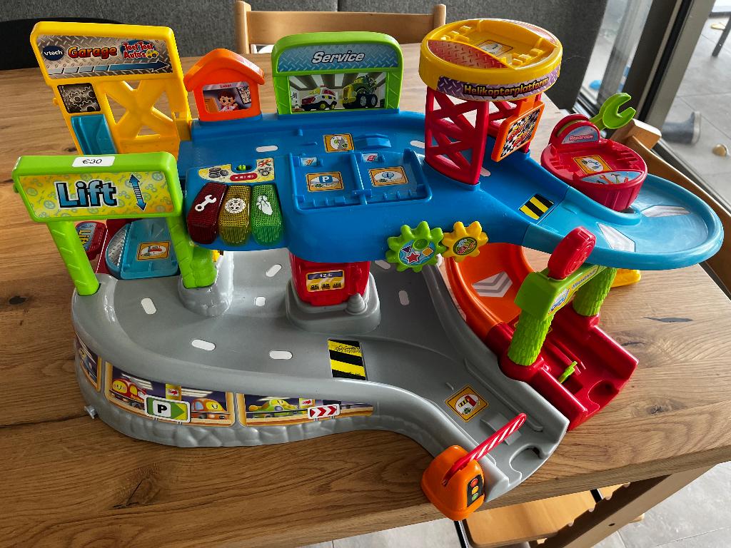 Toet toet autobaan vtech, Kinderen en Baby's, Speelgoed | Vtech, Ophalen, Zo goed als nieuw, 2 tot 4 jaar