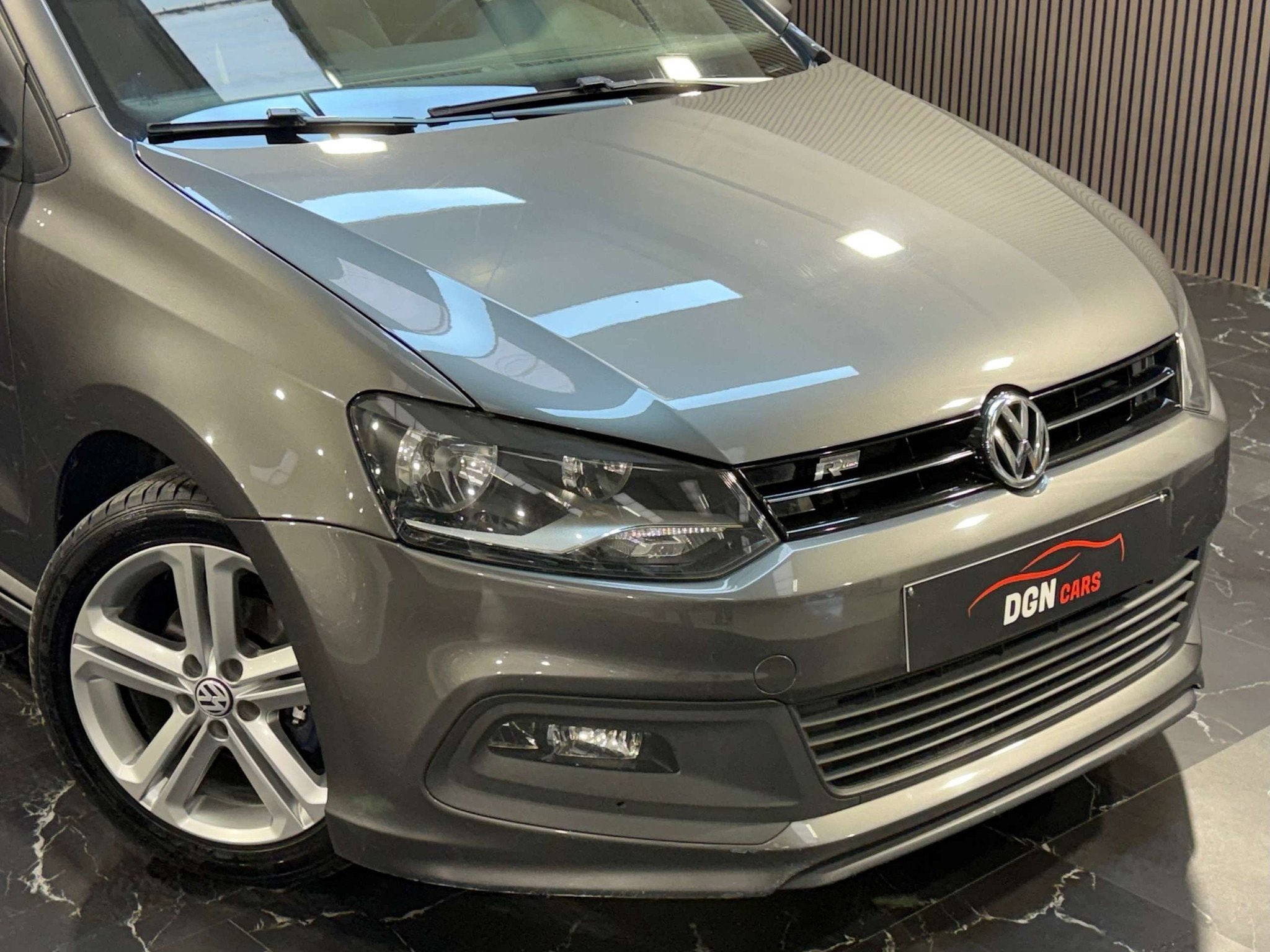 Volkswagen Polo Polo 1.4i R-Line (bj 2012), Auto's, https://public.car-pass.be/vhr/288d8ad4-50d2-4c9d-957d-cfa1aa97ade3, Euro 5