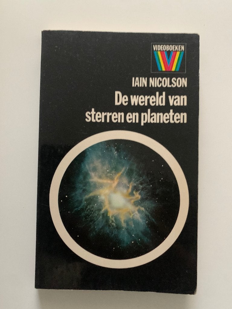 De wereld van sterren en planeten, Iain Nicolson, Ophalen of Verzenden, Gelezen, Natuurwetenschap