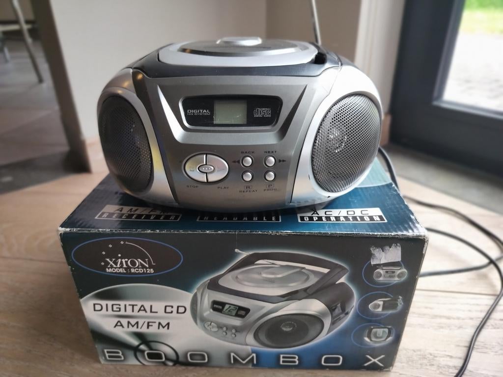 Radio numérique, lecteur CD, Enlèvement ou Envoi, Radio