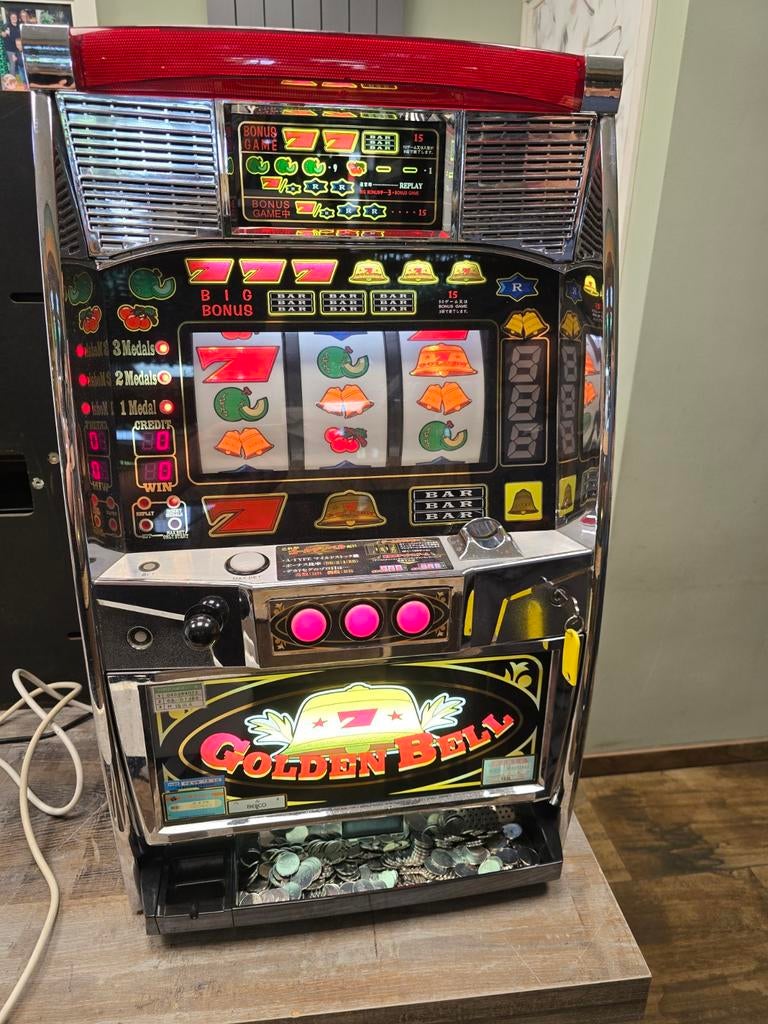 Japanse gokkast golden bell perfecte staat, Verzamelen, Automaten | Gokkasten en Fruitautomaten, Ophalen