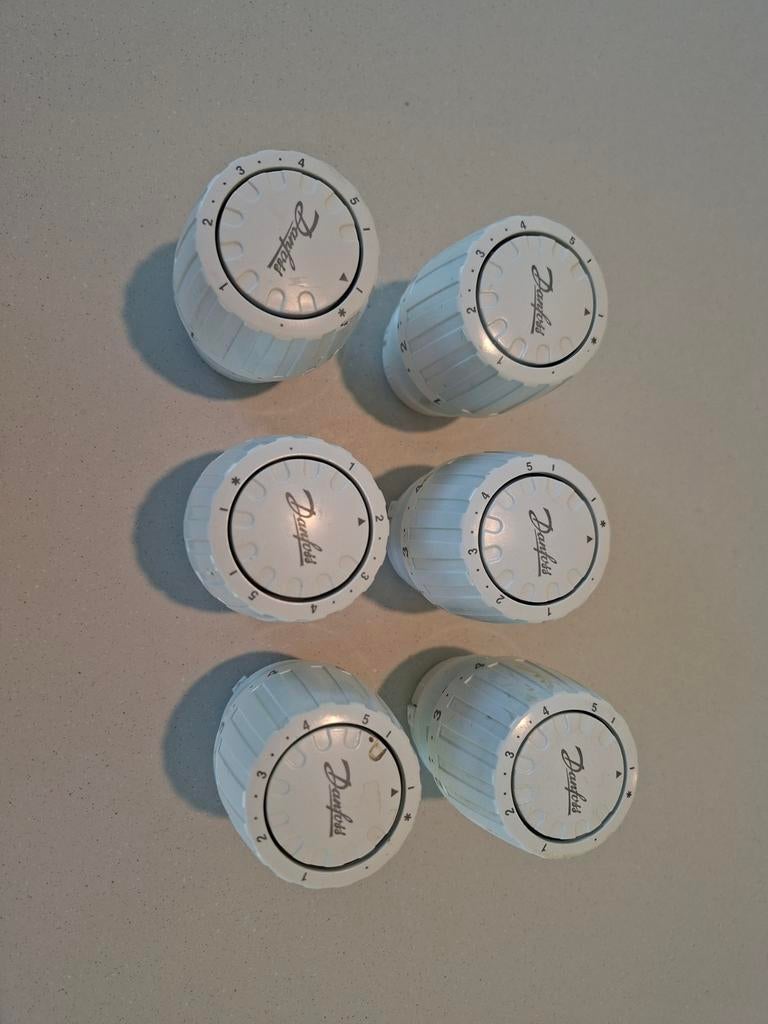 Danfoss thermostatische kop, Doe-het-zelf en Bouw, Verwarming en Radiatoren, Ophalen