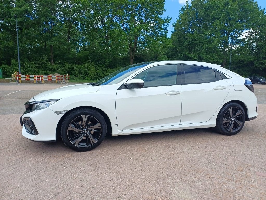 Honda Civic 1.0 i-VTEC Executive Automaat 95 kW (129 PK), Auto's, Honda, Stof, Wit, 95 kW, 5 zetels