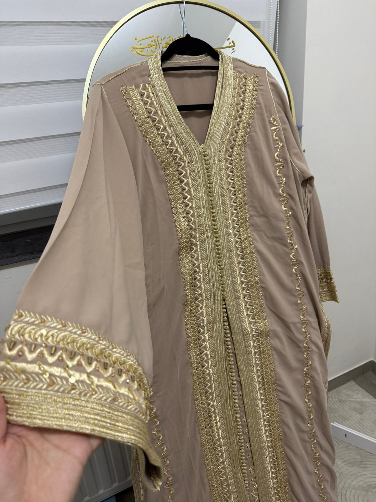 Takchita grise complètement neuve, Vêtements | Femmes, Enlèvement ou Envoi, Comme neuf, Taille 36 (S)