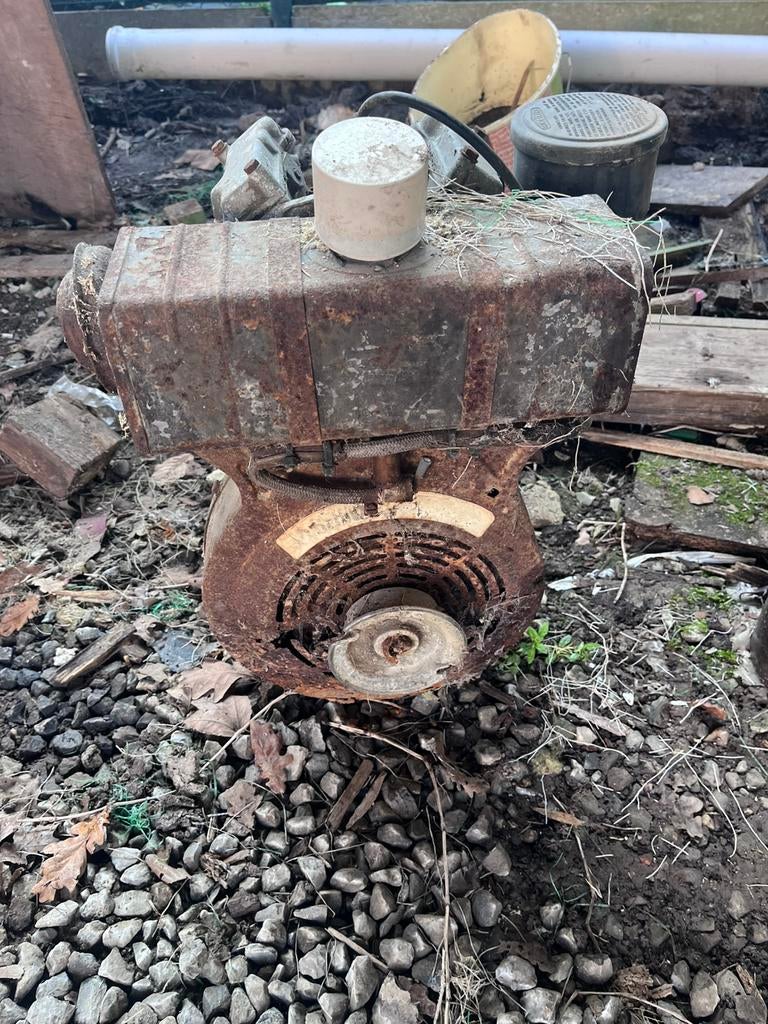 Bernard motor, Ophalen, Gebruikt, Benzinemotor