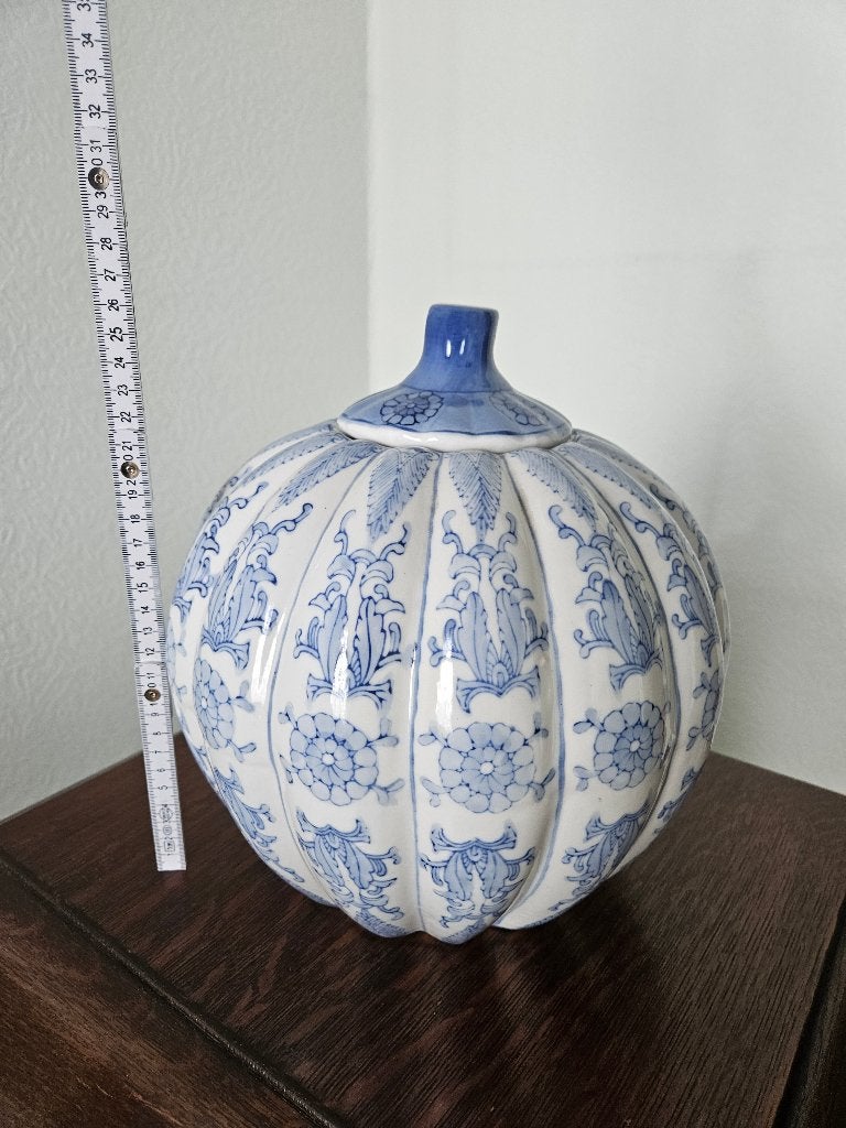 PRACHTIGE BLAUW-WITTE DEKSELPOT, Ophalen