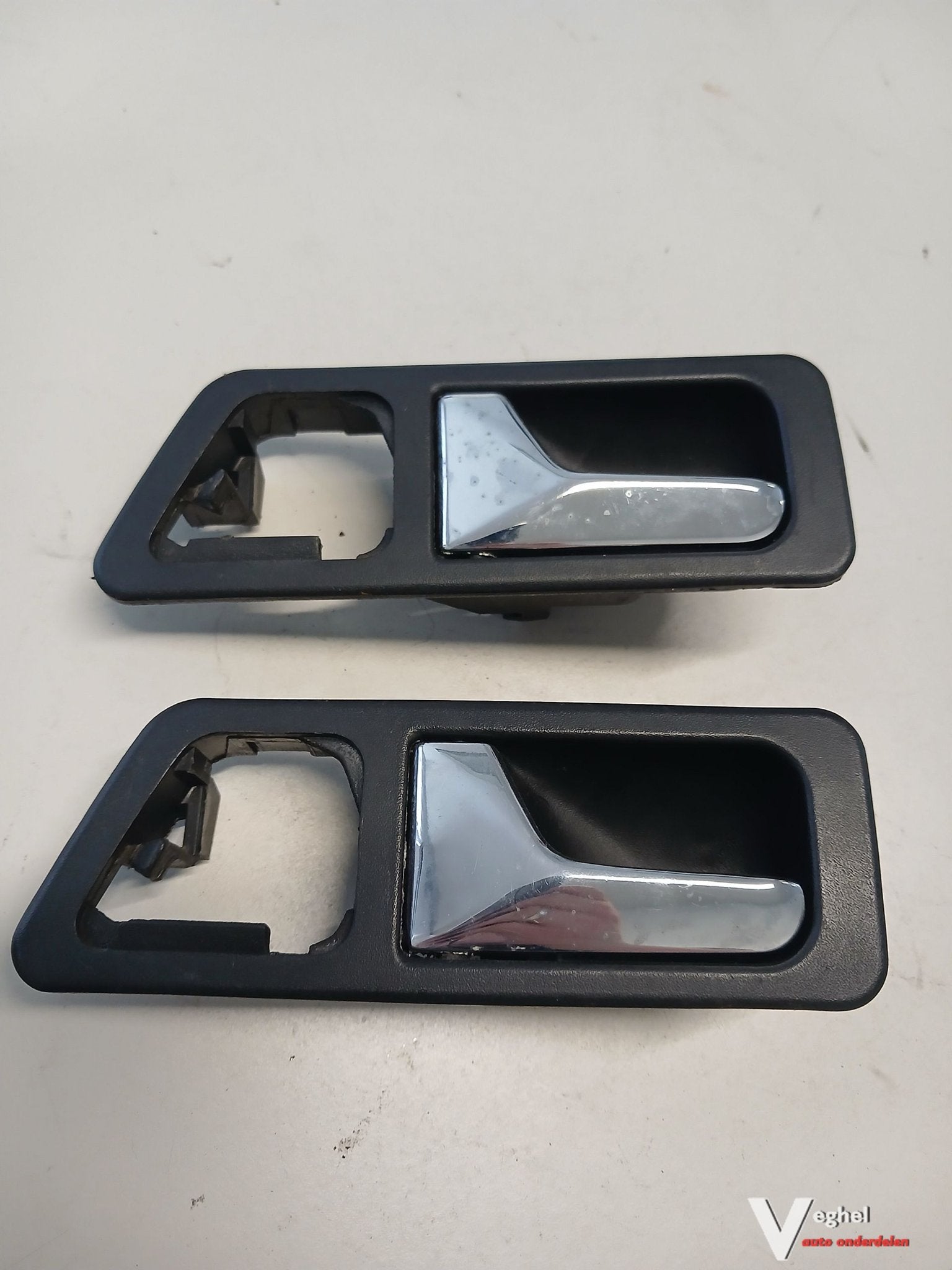 MB W201 1.8B sedan Binnen greep '93, Gebruikt, -, Deur, -