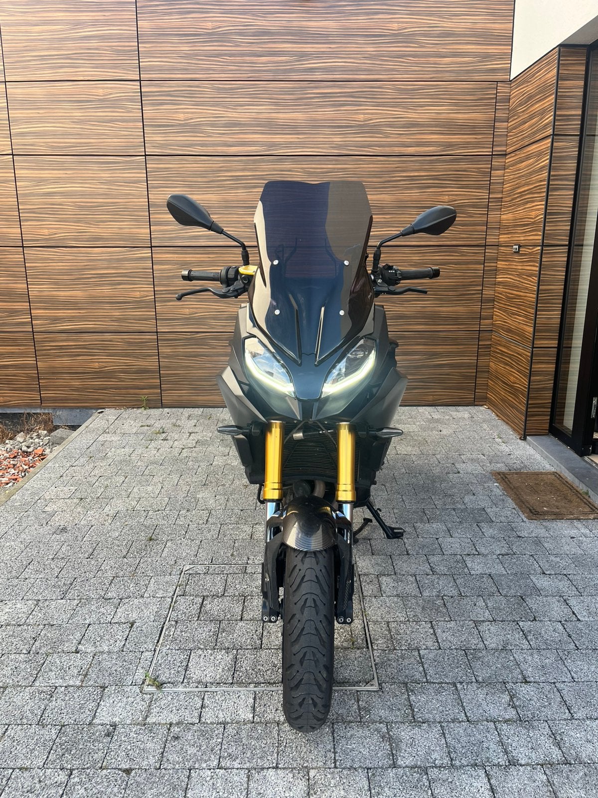 Bmw f900xr a2, Handvatverwarming, Gebruikt, Particulier, Toermotor