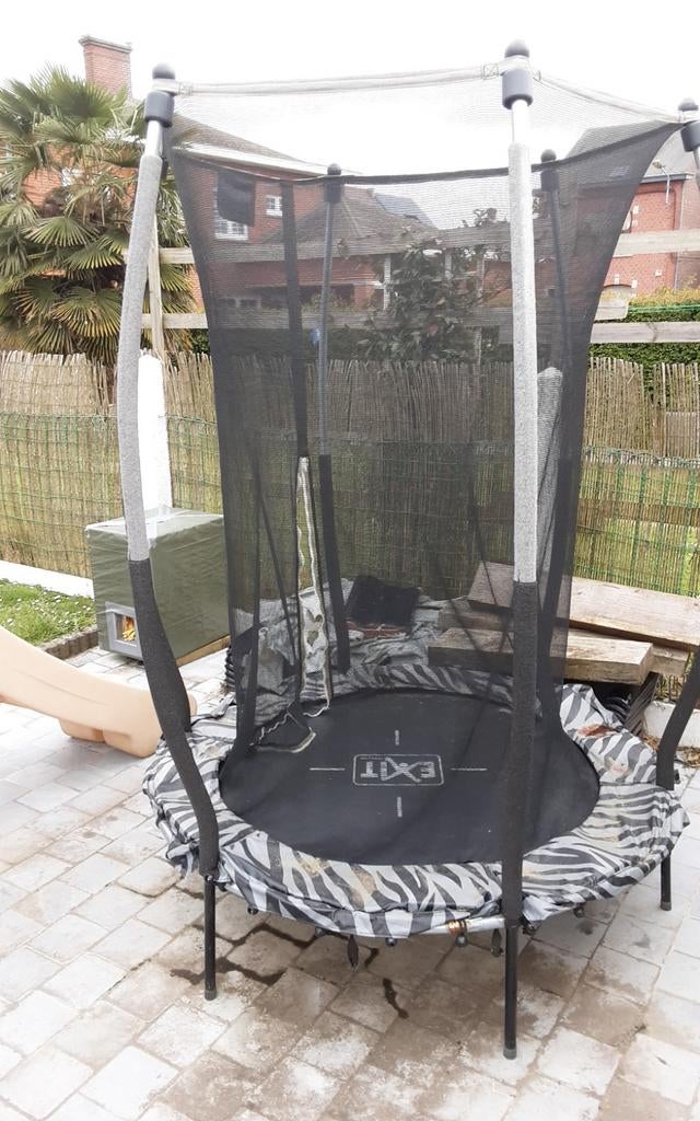 Junior trampolines, Comme neuf