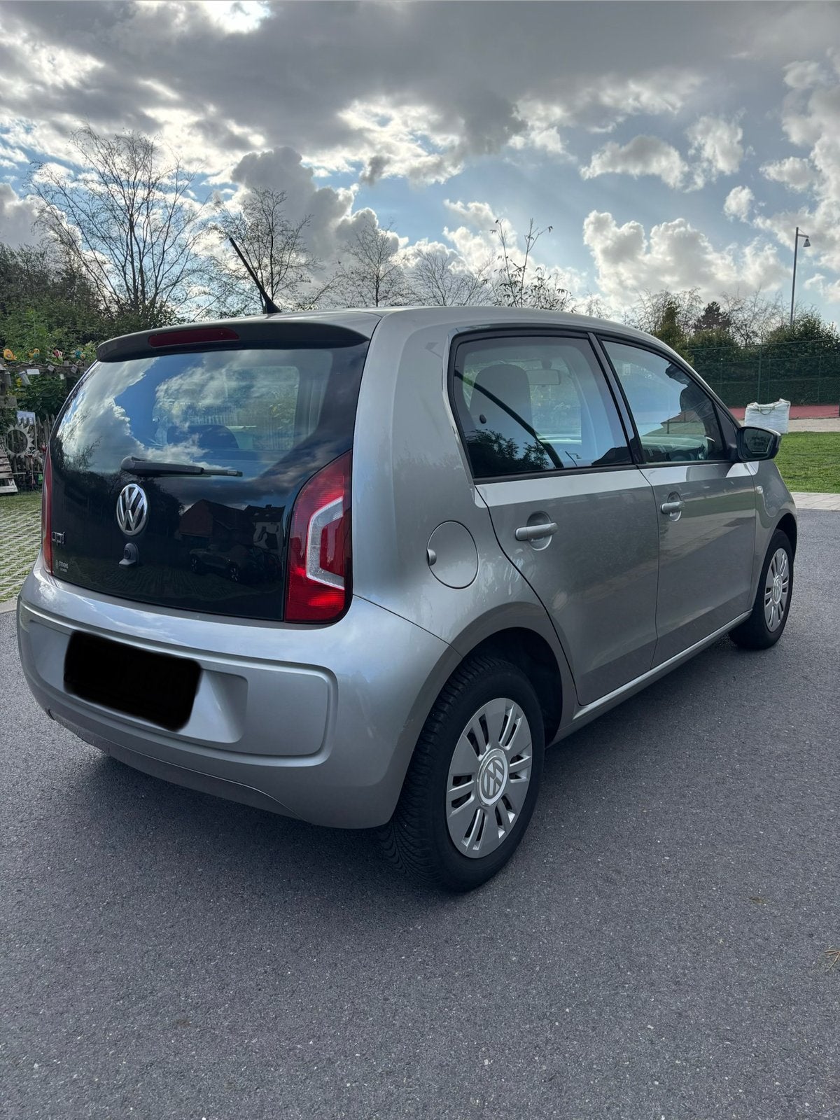 Volkswagen Up ! 1.0 essence approuvée pour la vente, Autos, Achat, Up!, Particulier, Essence