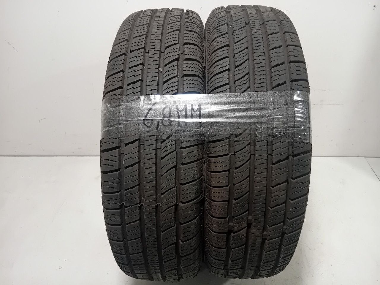 Bandenset 2 stuks 4-Seizoenen 165 55 R14, Auto-onderdelen, Banden en Velgen, Van der Ven Autorecycling B.V., Gebruikt, Ettenseweg 76, 4706 PB Roosendaal, The Netherlands