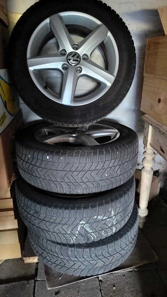 Kit voor sneeuwbanden, Auto-onderdelen, Banden en Velgen, Ophalen, Gebruikt, 16 inch, Band(en)