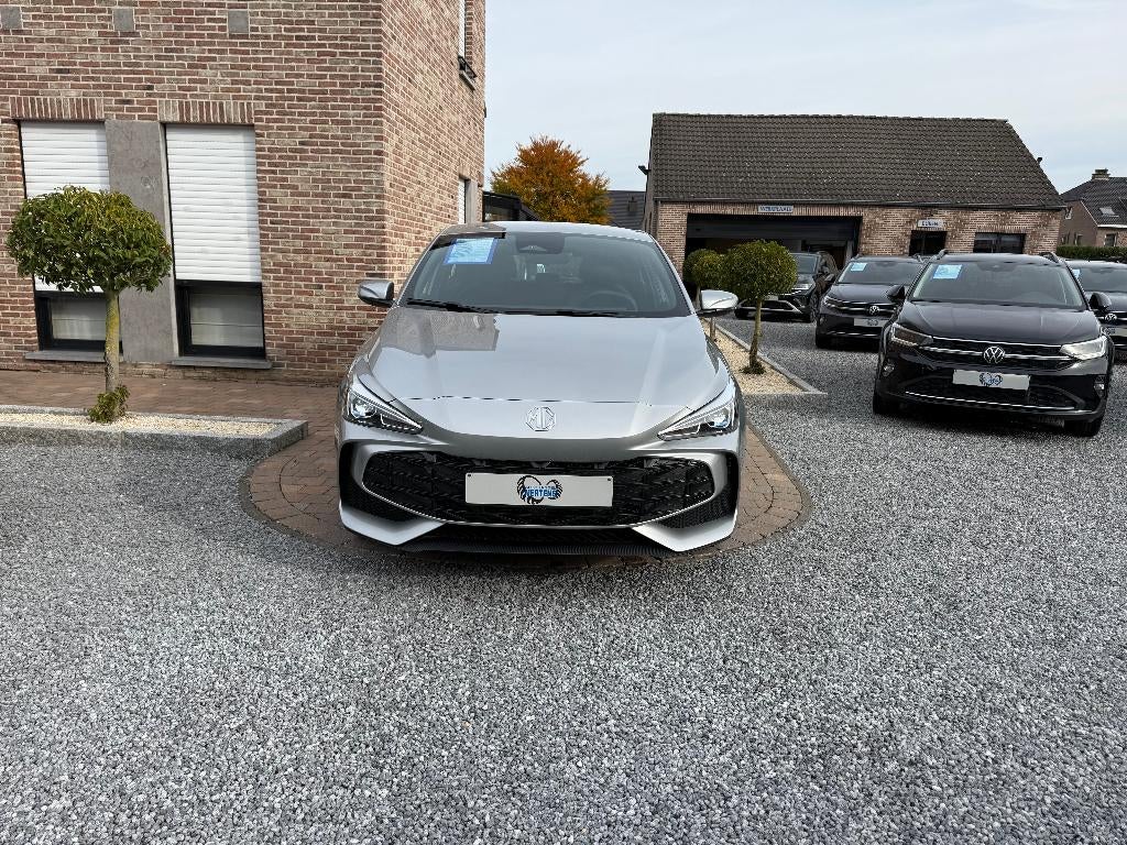 MG MG3 1.5i 115PK Comfort 7J/GARANTIE NIEUW 0KM, Autos, MG, Argent ou Gris, Achat, Euro 6, Entreprise