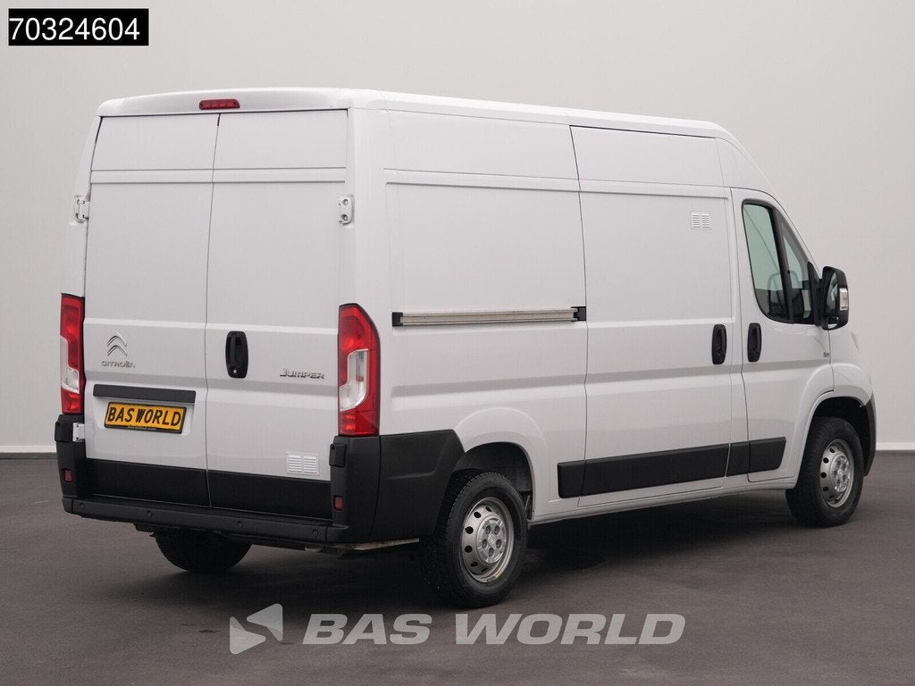 Citroën Jumper 140pk L2H2 Navi Airco Cruise Parkeersensoren, Autos, Achat, Euro 6, Entreprise, Boîte manuelle