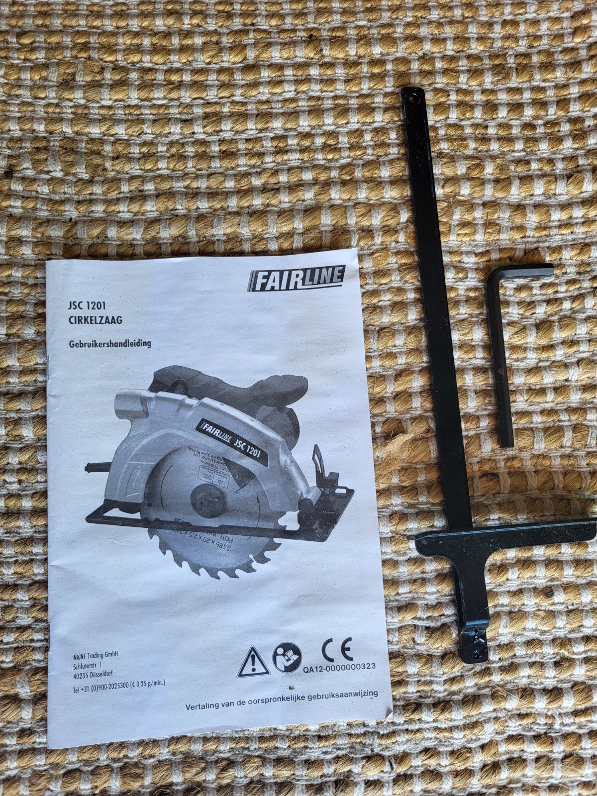 Basic cirkelzaag Fairline (aankoop Makro), Bricolage & Construction, Outillage | Scies mécaniques, Enlèvement, Scie circulaire