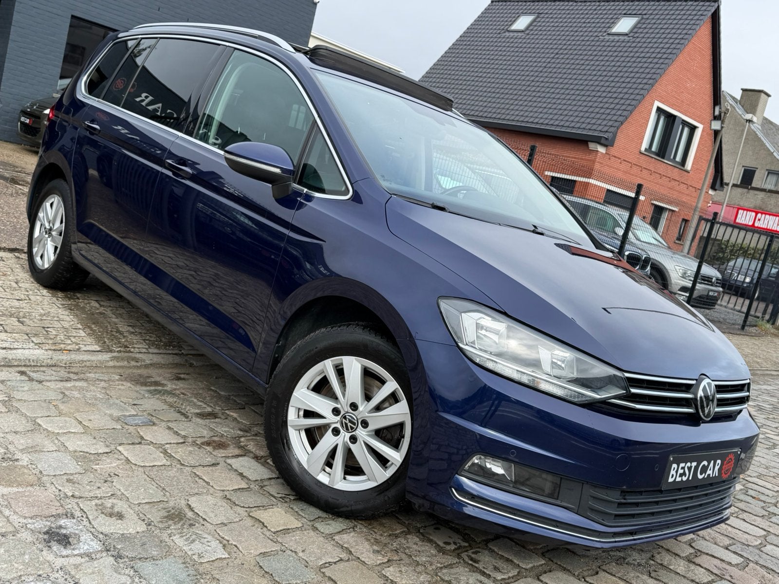 VW Touran 2.0TDi * DSG * Highline, Autos, https://public.car-pass.be/vhr/394fbfbf-8f04-491d-a362-e7a9a43204ca, 118 g/km, Achat