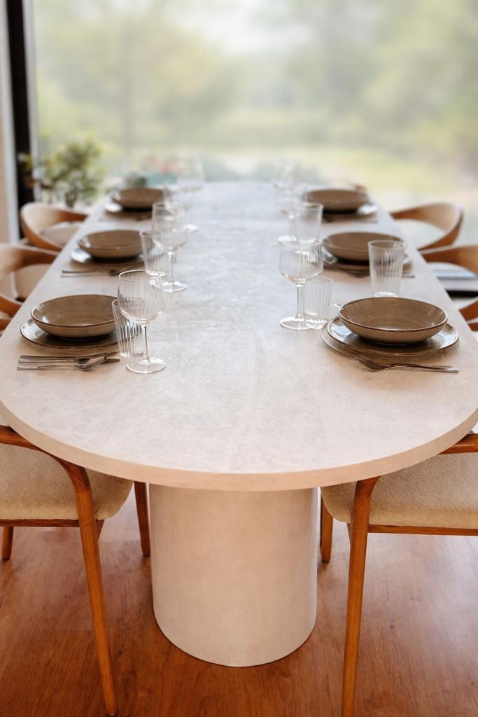 Beton Ciré tafel wit, Enlèvement, Comme neuf