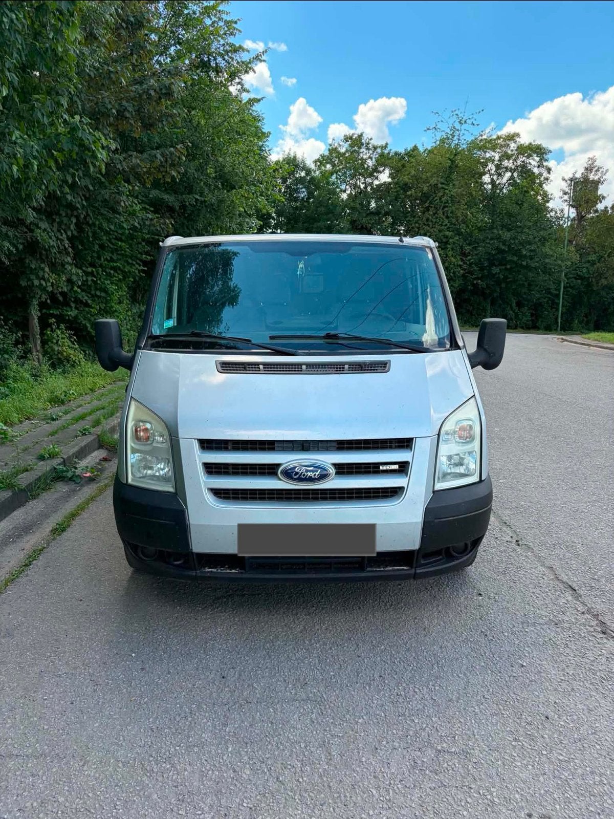 Ford Transit 2.2 Tdci prete à immatriculer, 4 deurs, Stof, Zwart, Zilver of Grijs