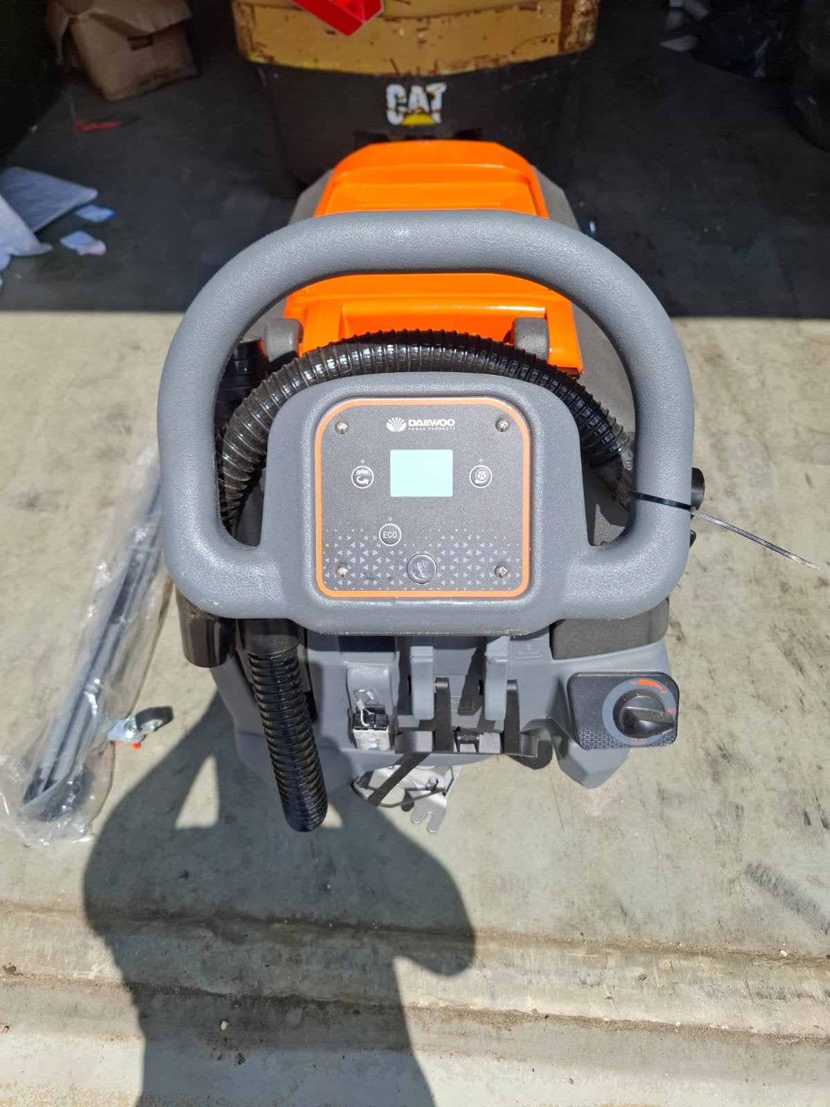 Daewoo professionele schrobzuigmachine DAFL55B – €2000, Enlèvement, Comme neuf