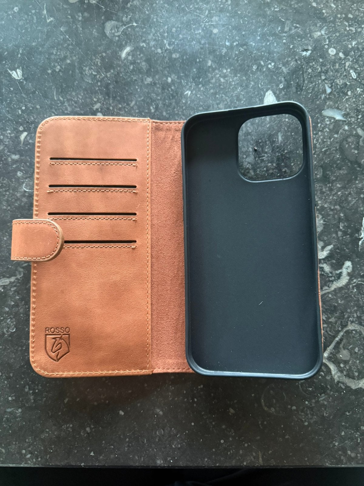 Echt lederen bookcase Iphone 16 pro max, Telecommunicatie, IPhone 16, Overige merken, Bruin, Nieuw
