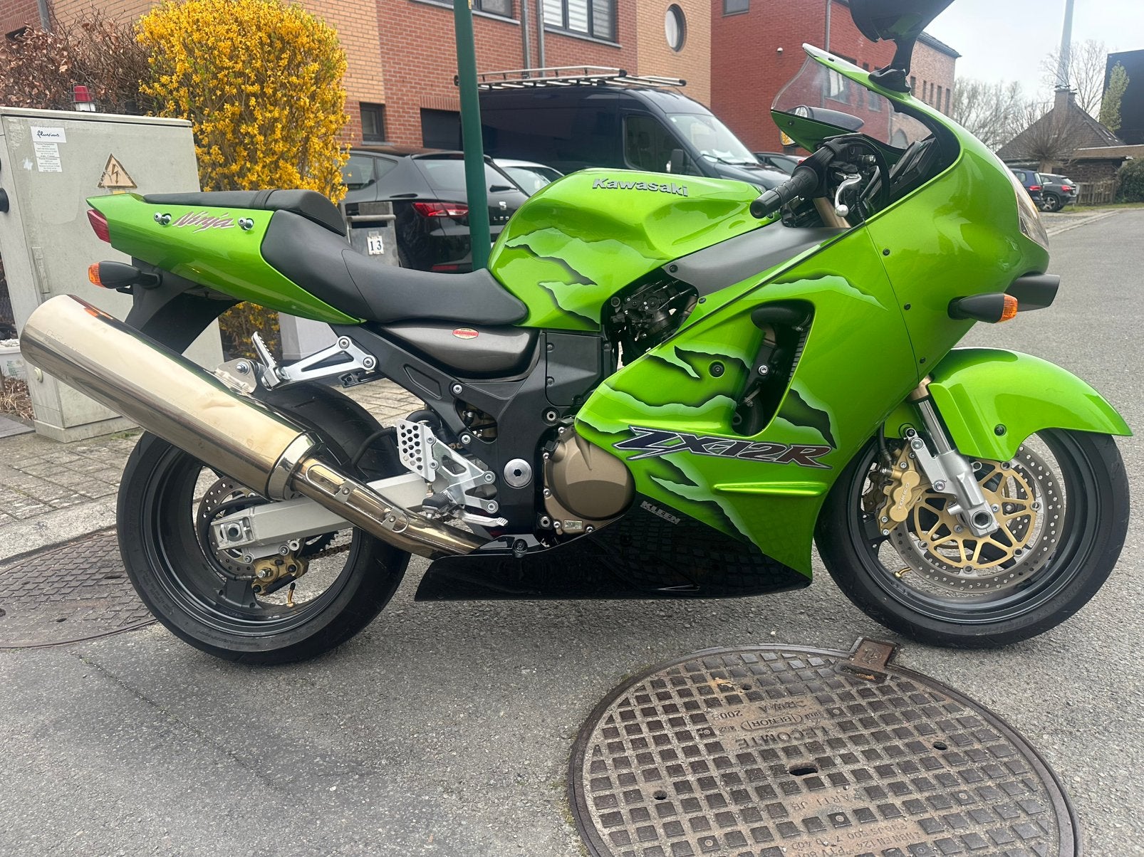 Kawasaki ZX12R 2001’ Etat Neuf !!!, Motos, Particulier, Neuf