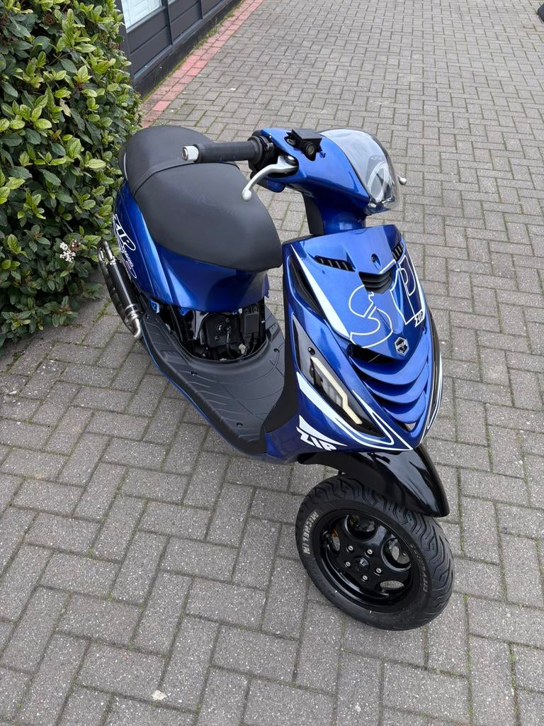 Zip 50cc, Fietsen en Brommers, Ophalen of Verzenden, Zo goed als nieuw, Zip