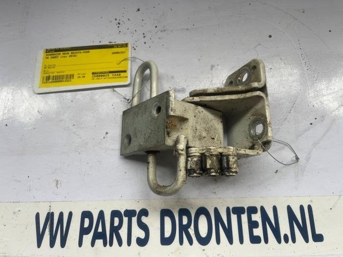 Charnière porte avant droite d'un Volkswagen Caddy, Volkswagen, -, 3 mois de garantie, Utilisé