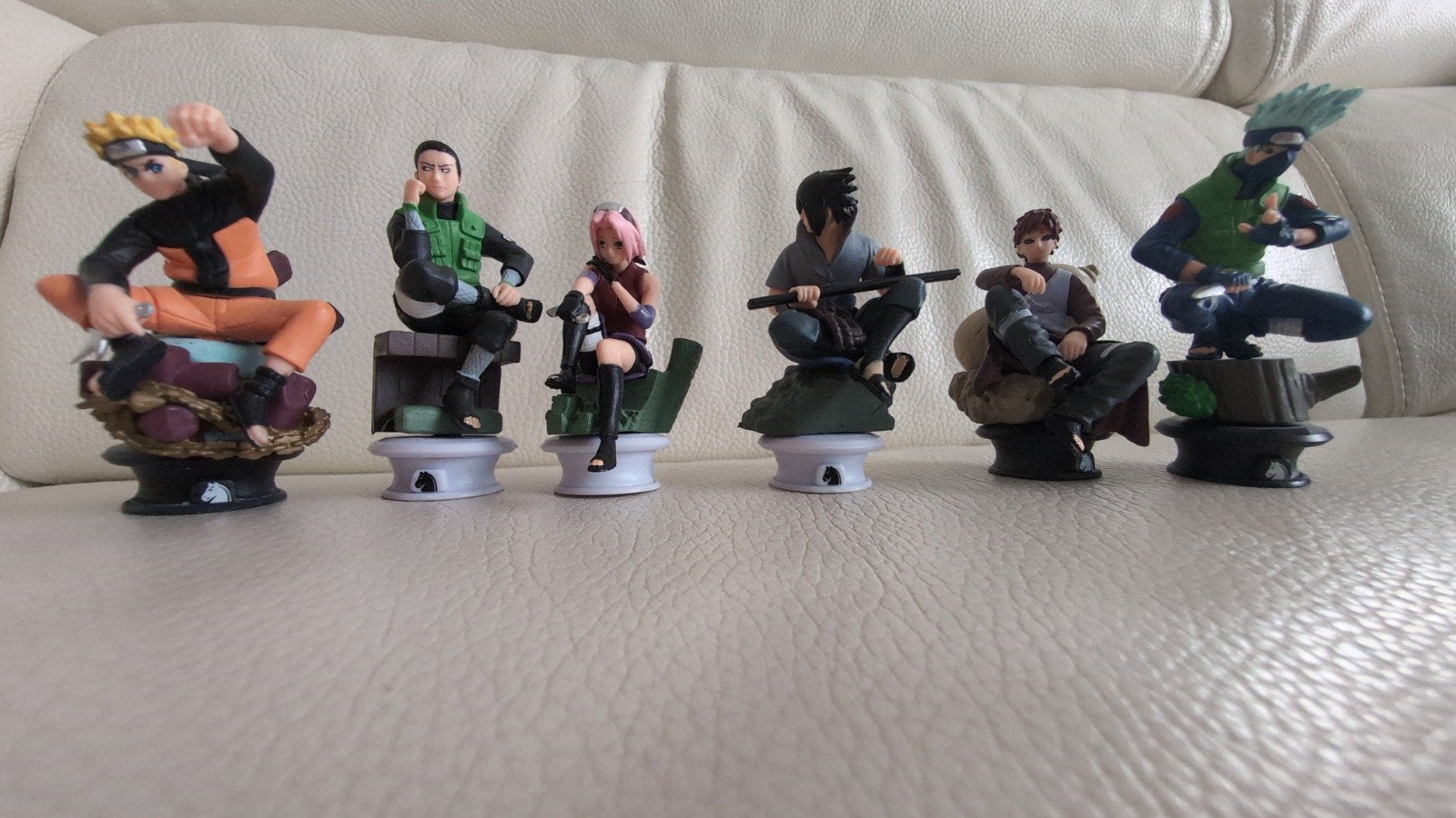 Naruto figurines, Enlèvement