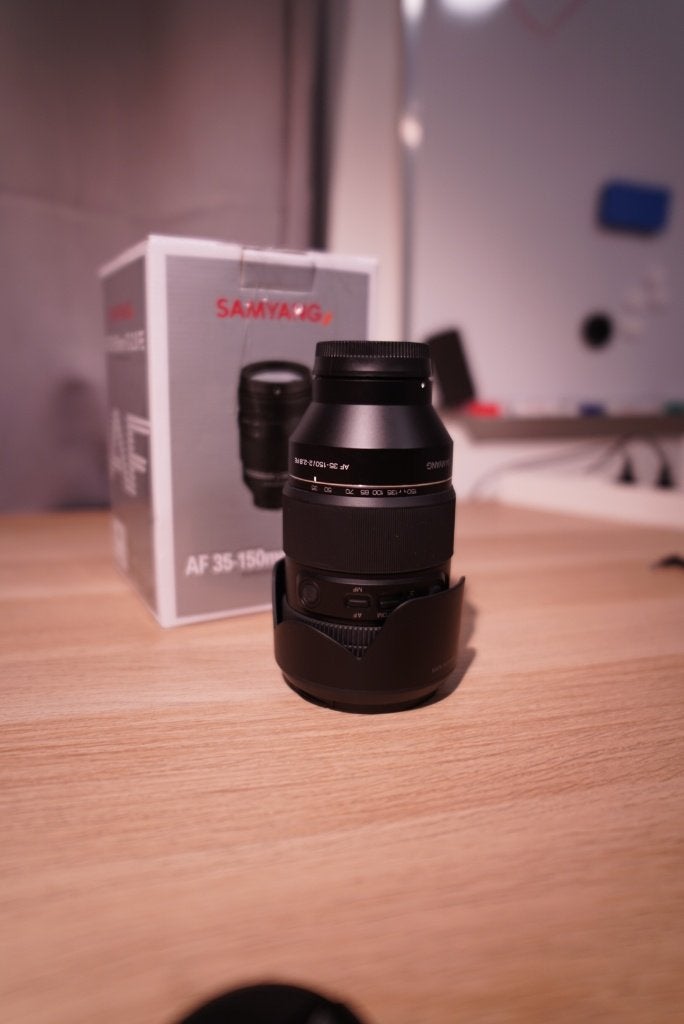 Samyang AF 35-150mm F2-2.8 FE, TV, Hi-fi & Vidéo, Photo | Lentilles & Objectifs, Enlèvement, Comme neuf, Samyang, Monture Sony E