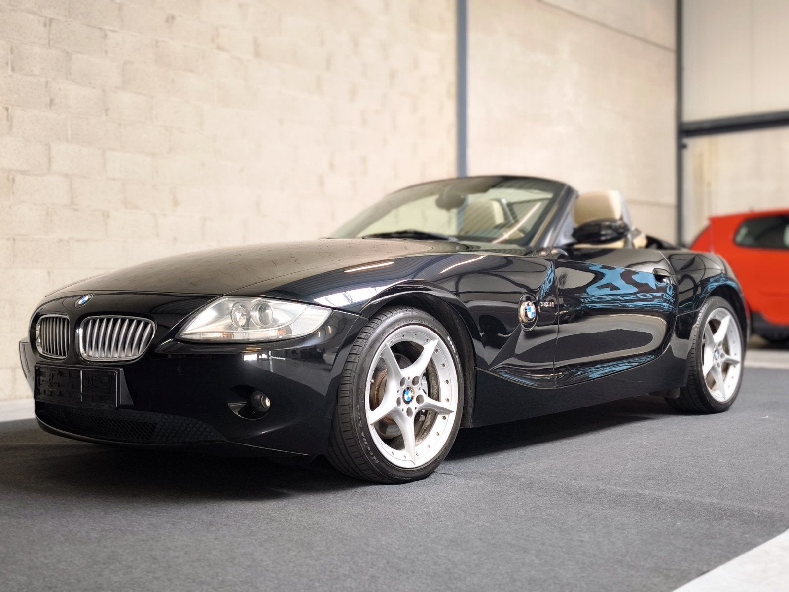 Bmw z4 roadster 3.0i Cabrio Automaat!, Auto's, Beige, Zwart, Leder, Bedrijf