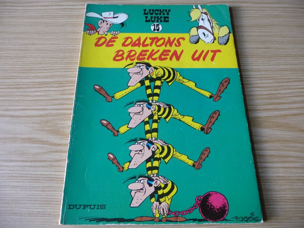 Lucky Luke 15. De Daltons breken uit 1977 €3, Eén stripboek, Ophalen of Verzenden, Zo goed als nieuw, Morris