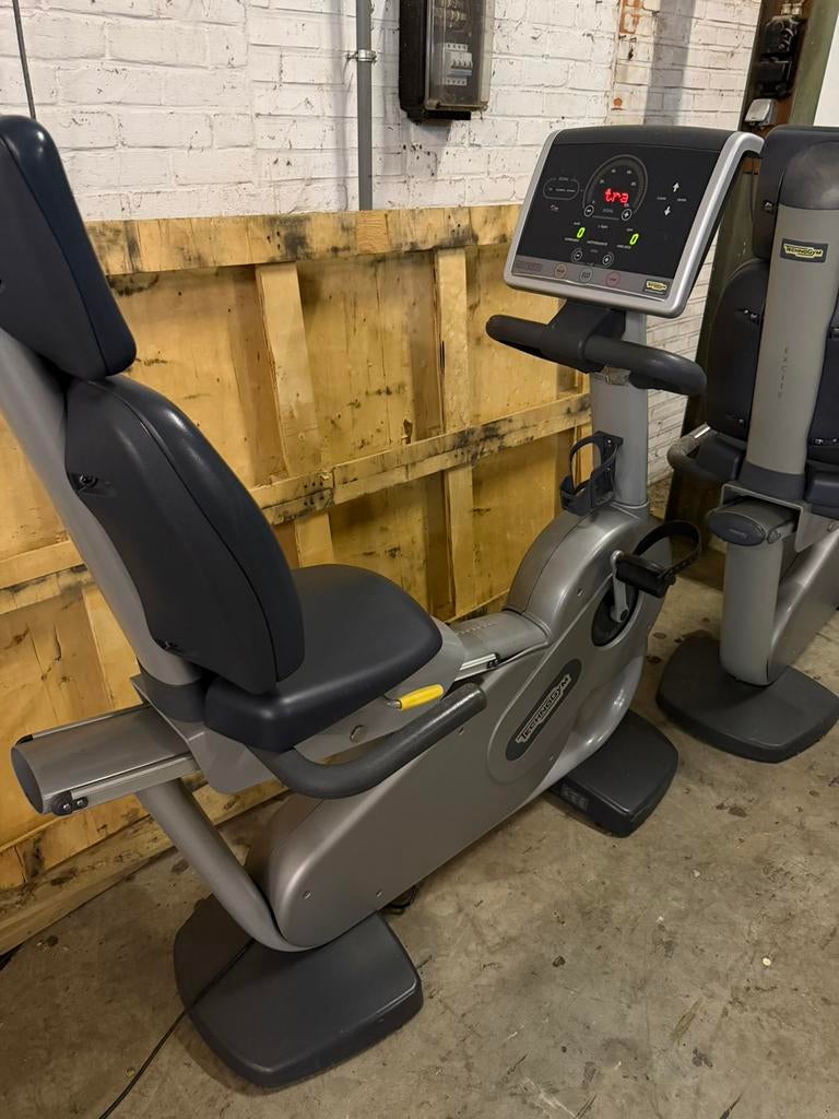 TECHNOGYM LIGFIETS RECUMBENT BIKE, Sport en Fitness, Ophalen of Verzenden, Zo goed als nieuw
