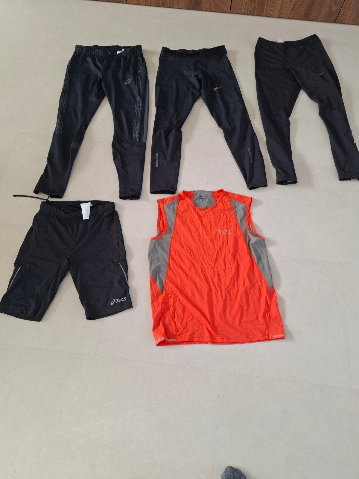 loopkledij sportkledij asics gore saucony nike, Ophalen of Verzenden, Maat 48/50 (M)