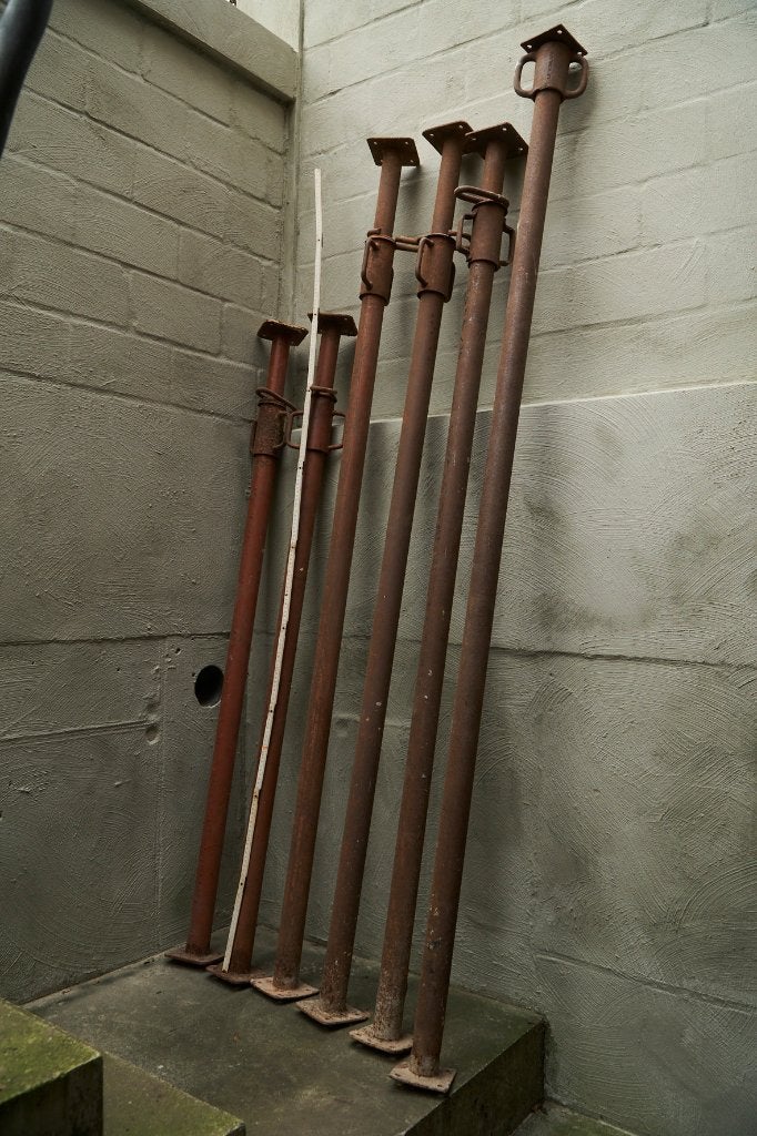 6 bouwstempels/ schoren/ stutten/ stations, Bricolage & Construction, Enlèvement, Utilisé, Fer