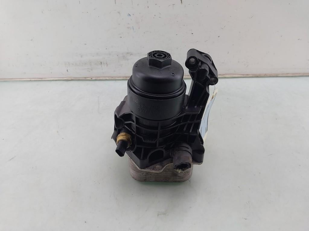 BOITIER FILTRE HUILE Volkswagen Transporter T6, Utilisé, Volkswagen