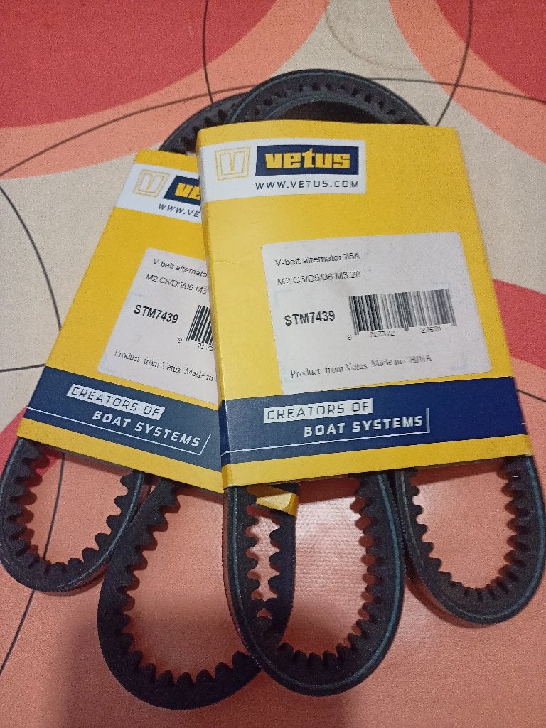 V-belt (2 exemplaren) riem alternator STM7439 vetus, Enlèvement ou Envoi, Neuf, Moteur et Technique, Voilier ou Bateau à moteur