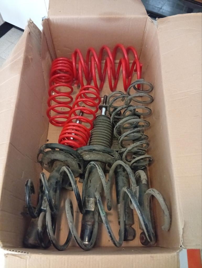 Citroen ds3 thp set schokdempers & V-MAXX verlagingsveren, Ophalen